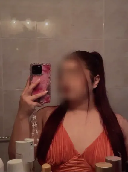 Fatima, 22