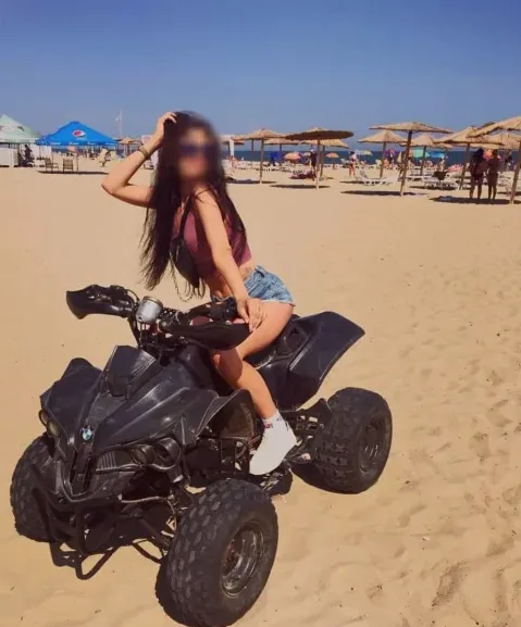 Fatima, 39