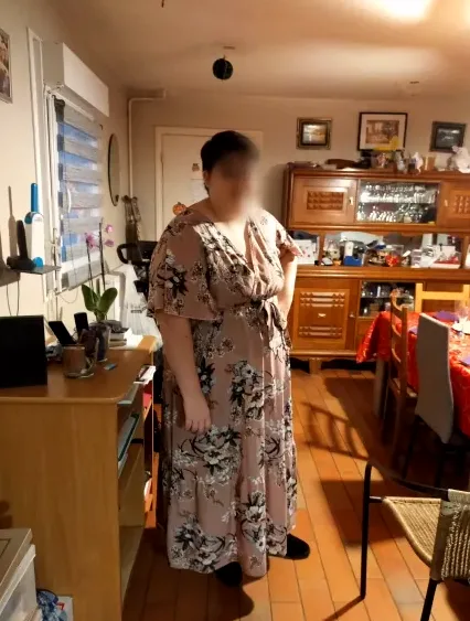 Isabella, 22