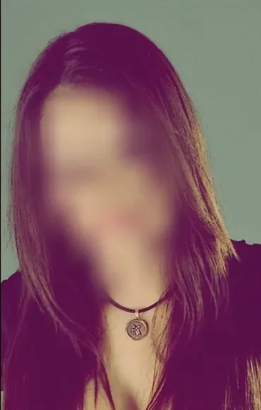 Olivia, 31