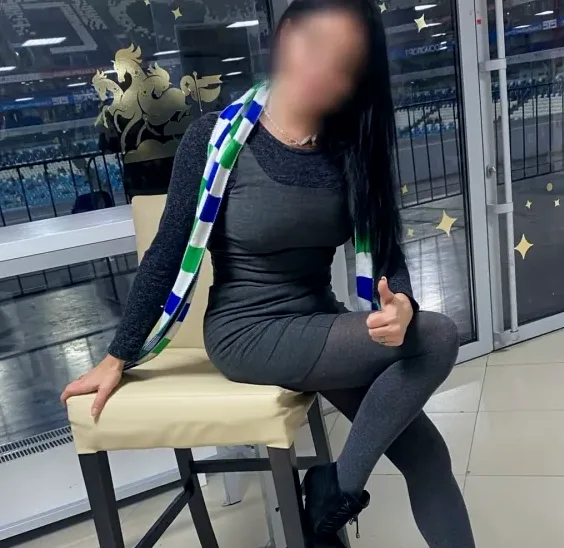 Rosa, 40