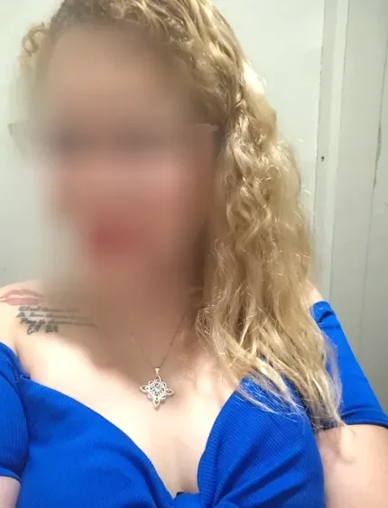 Sofia, 37