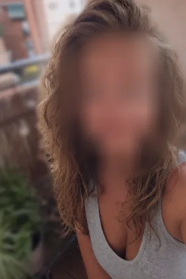 Sofia, 40
